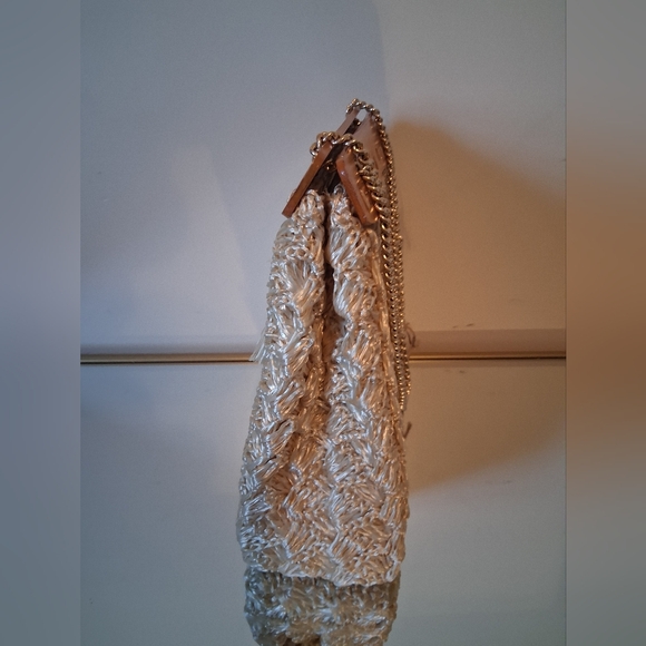 Rare Handcrafted Boho Cream and Tan Woven Summer Bag with Gold Chain Strap - Picture 4 of 10